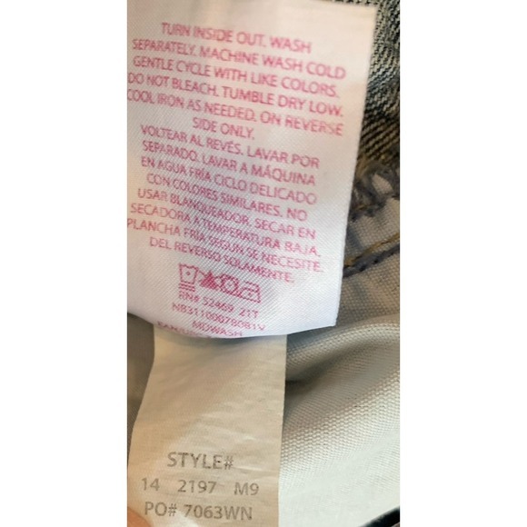 NWT NOBO No Boundaries Size 3 Juniors Women High Rise Distressed Mom Blue Jeans - Picture 6 of 6